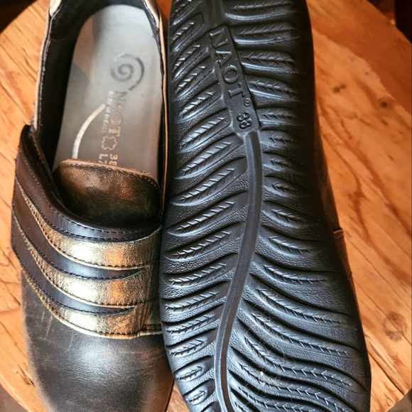 NAOT RAPOKA METALLIC DISTRESSED LEATHER WOMEN SHIE SIZE 38/ 7 - Picture 11 of 12